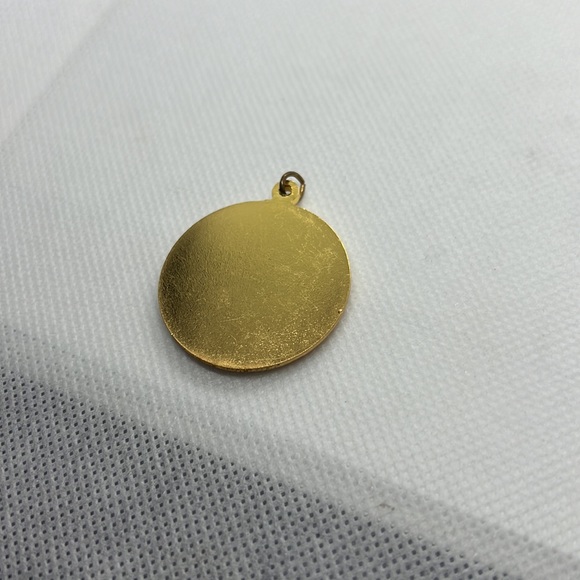VINTAGE TECHNOLOGY TV PRODUCTION PENDANT CHARM GOLD TONE - Picture 6 of 9